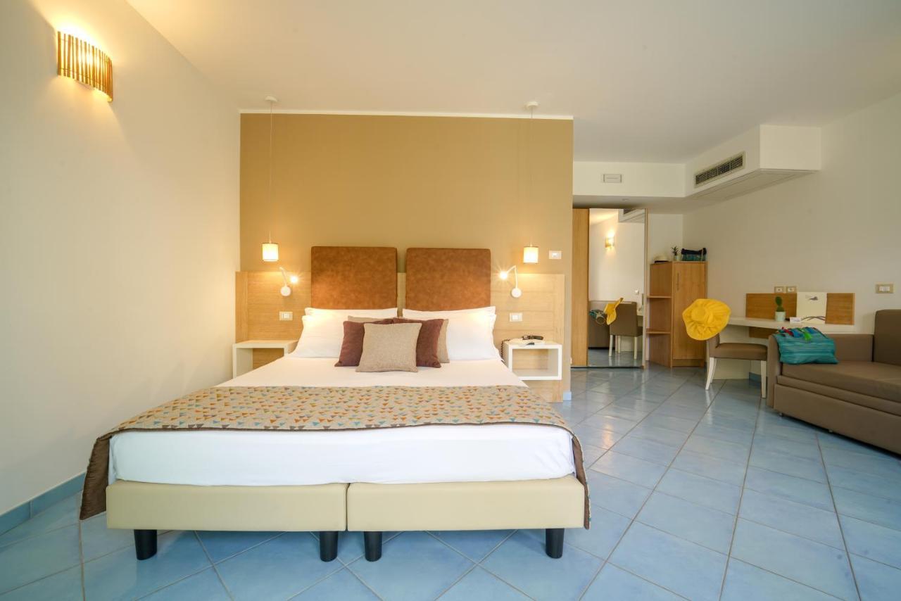 Baia Del Godano & Spa 4*